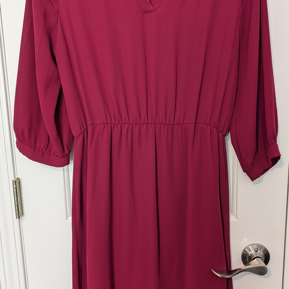 Women's V-Neck Burgundy Dress